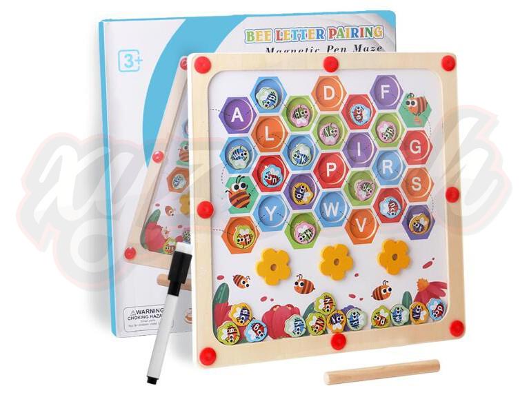 Wooden magnetic double-sided drawing board